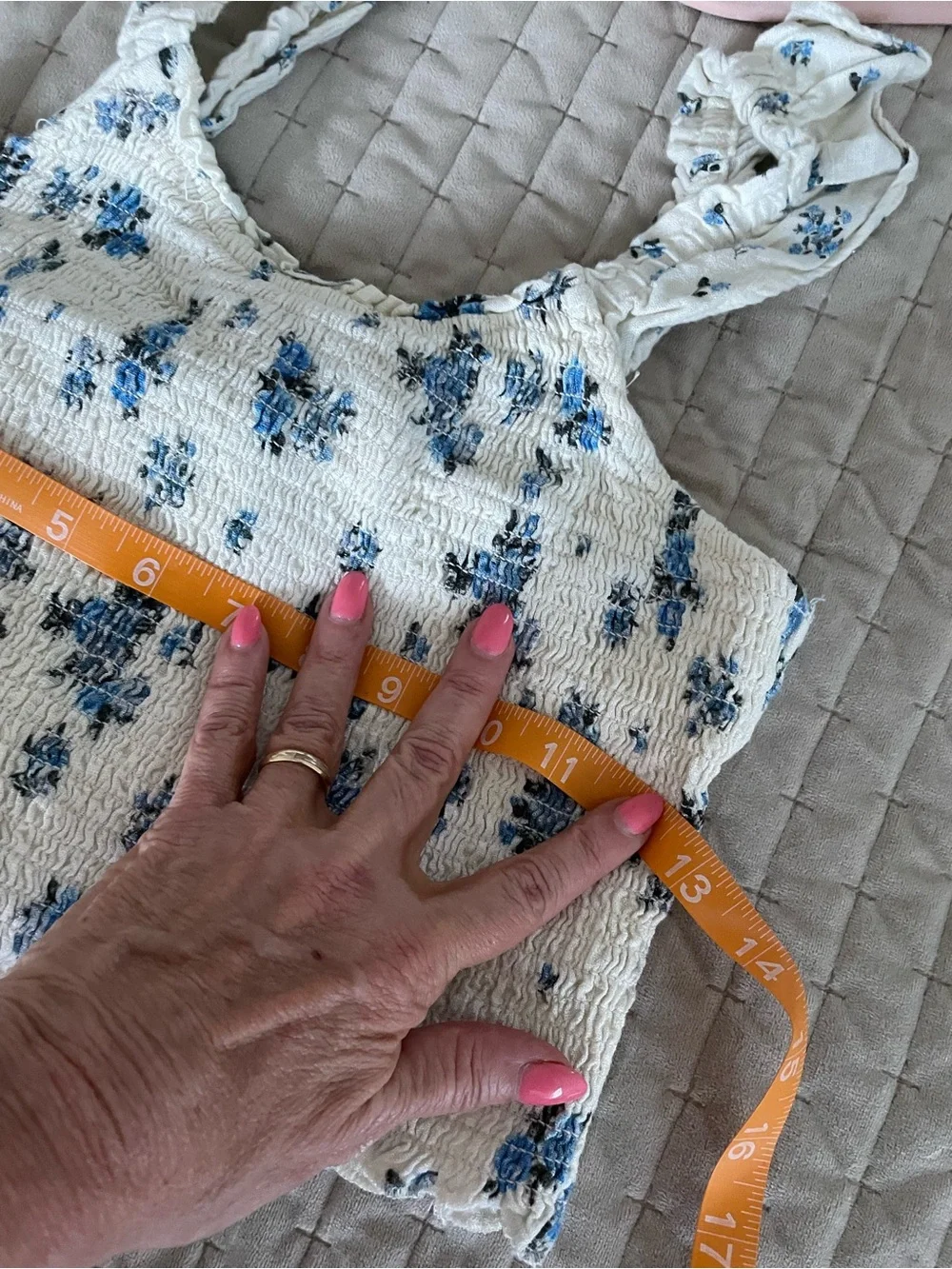 Kohl's Cream Two-Piece Set with Blue Floral Print